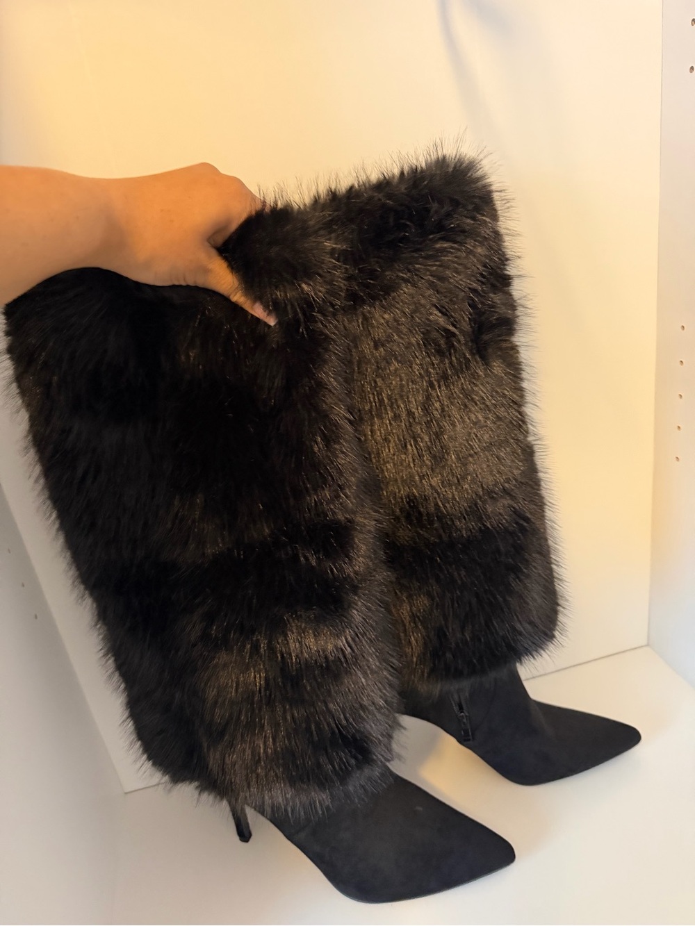 Fashion Nova Black Faux Fur Knee High Boots Size 11 NEW